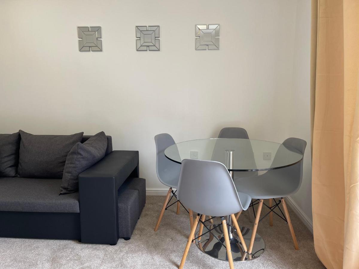 Intellect Suites Northampton Buitenkant foto