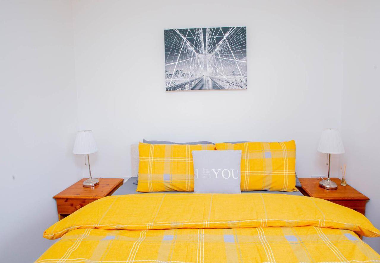 Intellect Suites Northampton Buitenkant foto